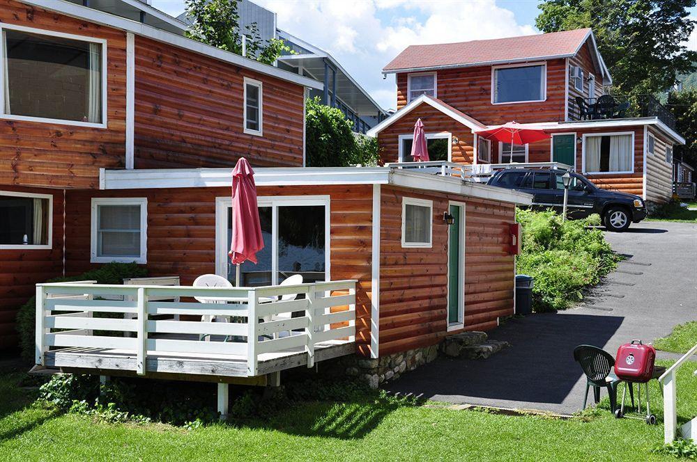 O'Sullivan's Motel Lake George Esterno foto