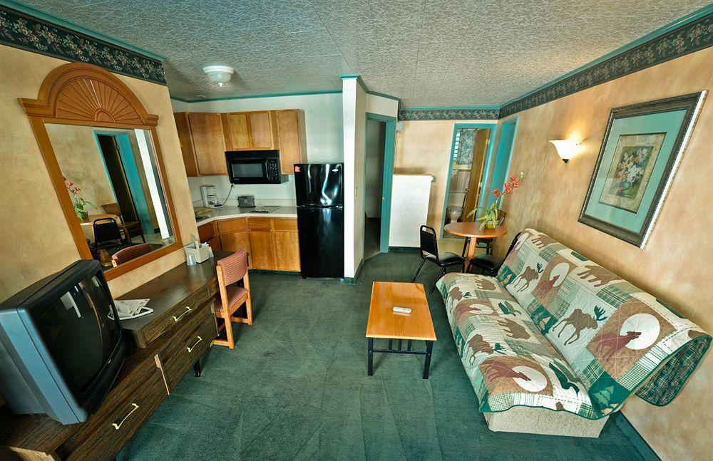 O'Sullivan's Motel Lake George Esterno foto