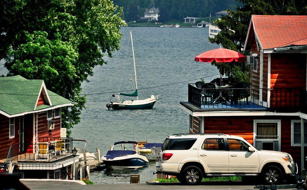 O'Sullivan's Motel Lake George Esterno foto